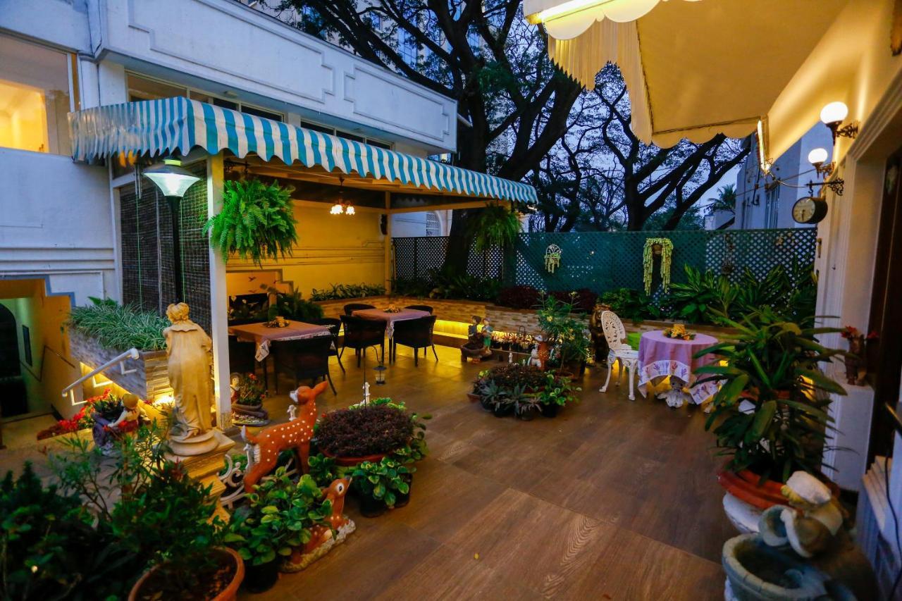 Terrace Gardens Bed and Breakfast Bangalore Exterior foto